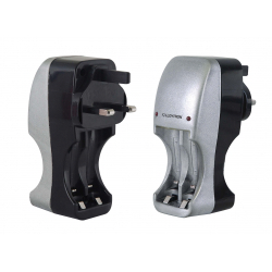 Lloytron Compact AA/AAA Battery Charger