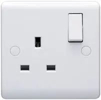 Volex 1G 13A Switched Socket Curve